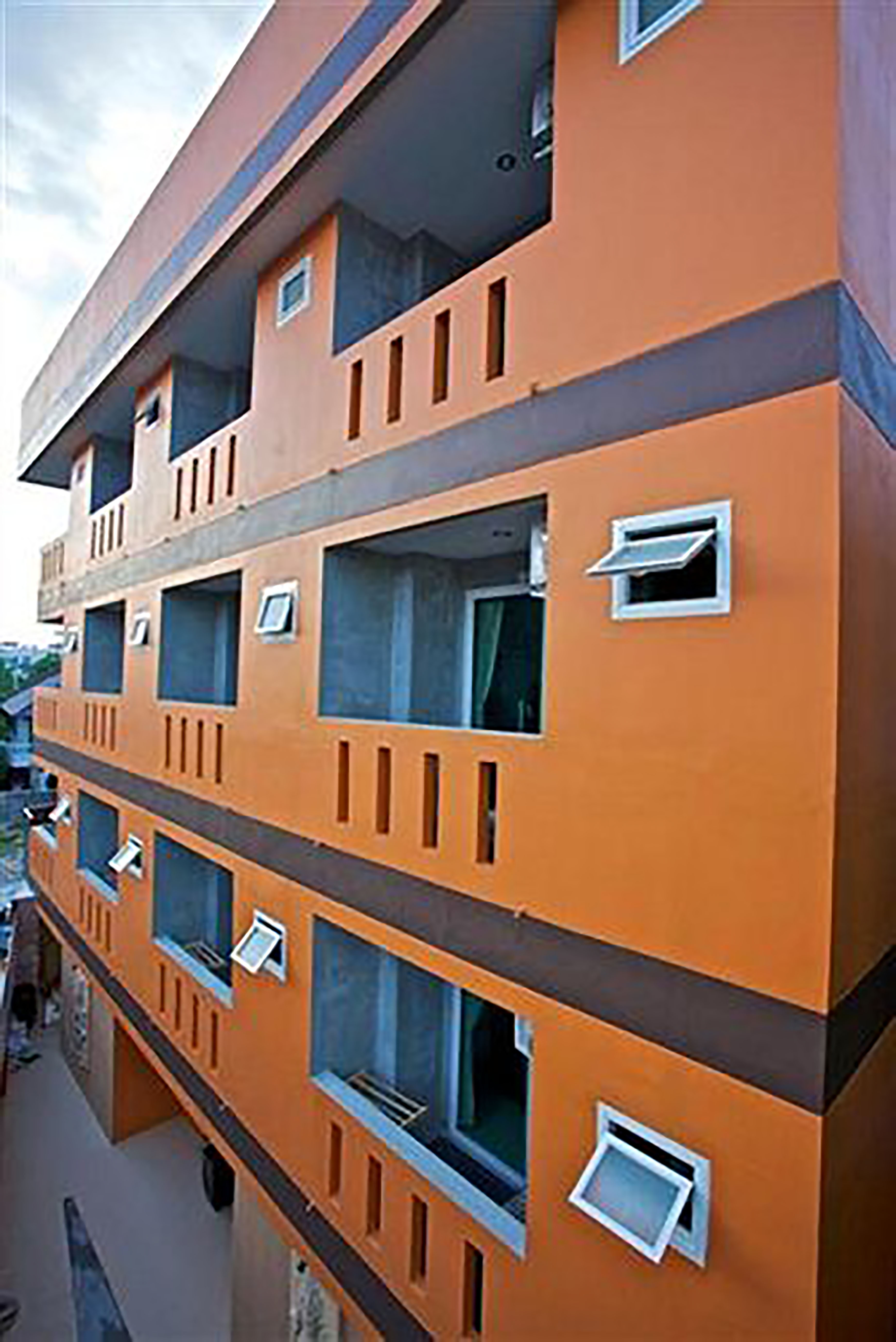 Baan Kamala Guesthouse