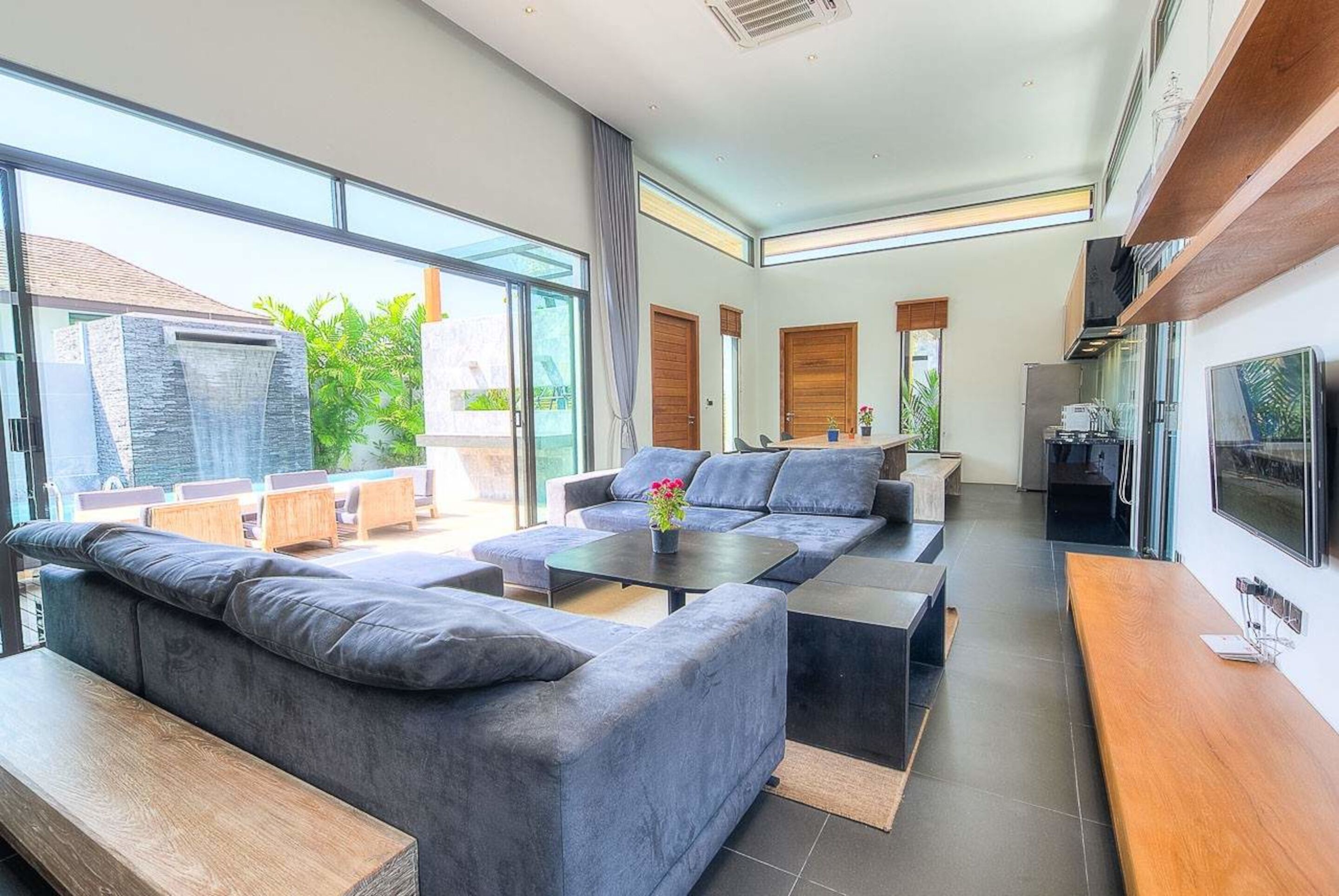 Coco Kamala by Villacarte