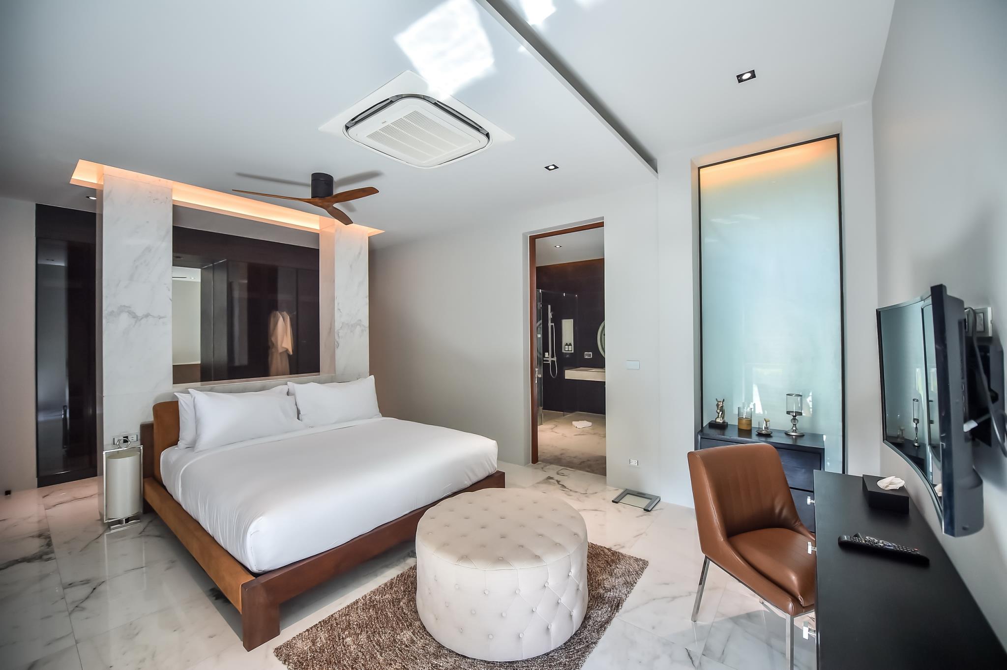 Glam Habitat Hotel