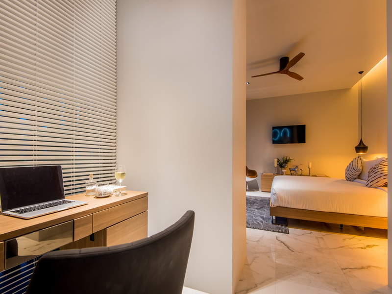 Glam Habitat Hotel