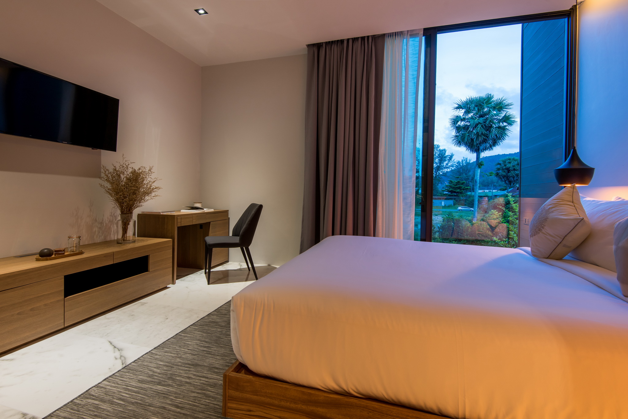 Glam Habitat Hotel