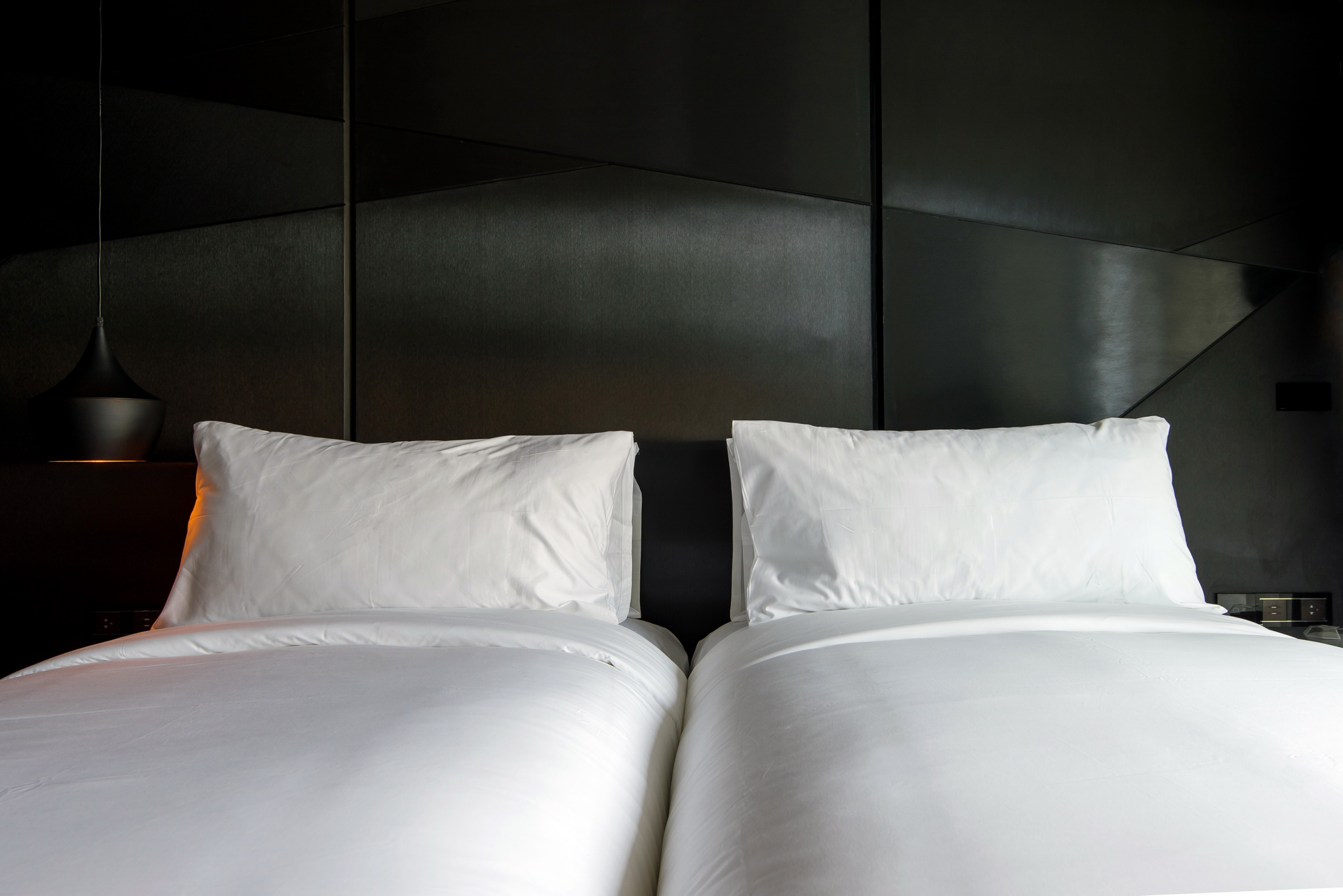 Glam Habitat Hotel