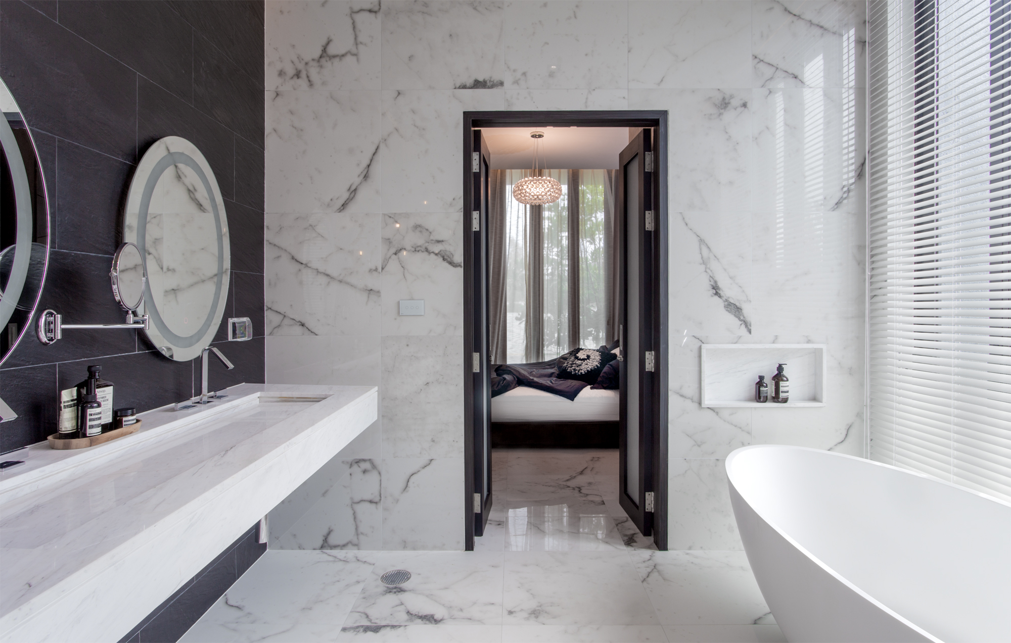 Glam Habitat Hotel
