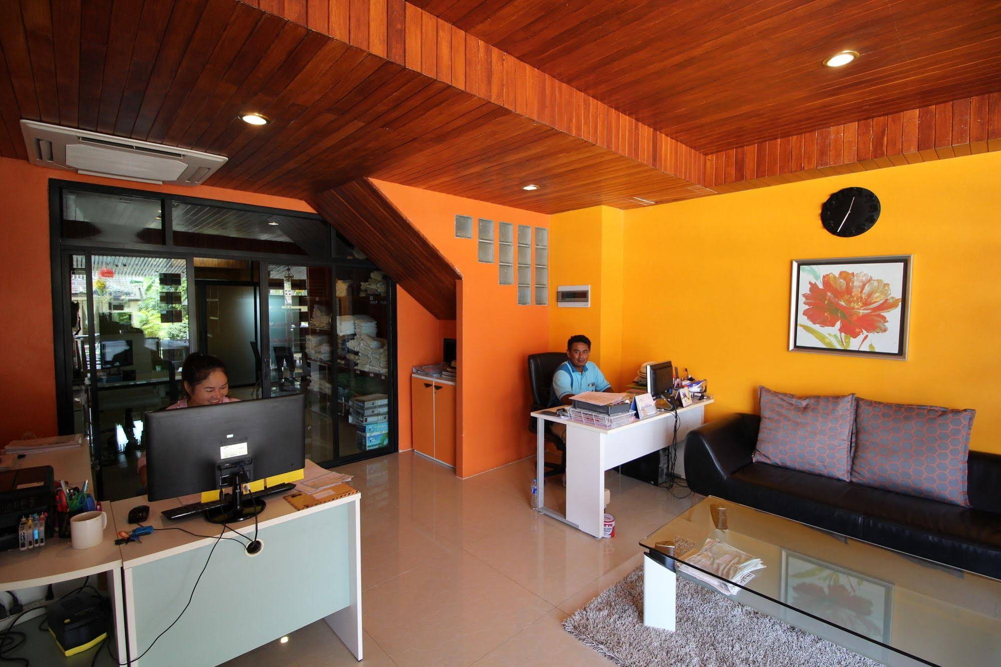 High So Low Cost ApartHotel