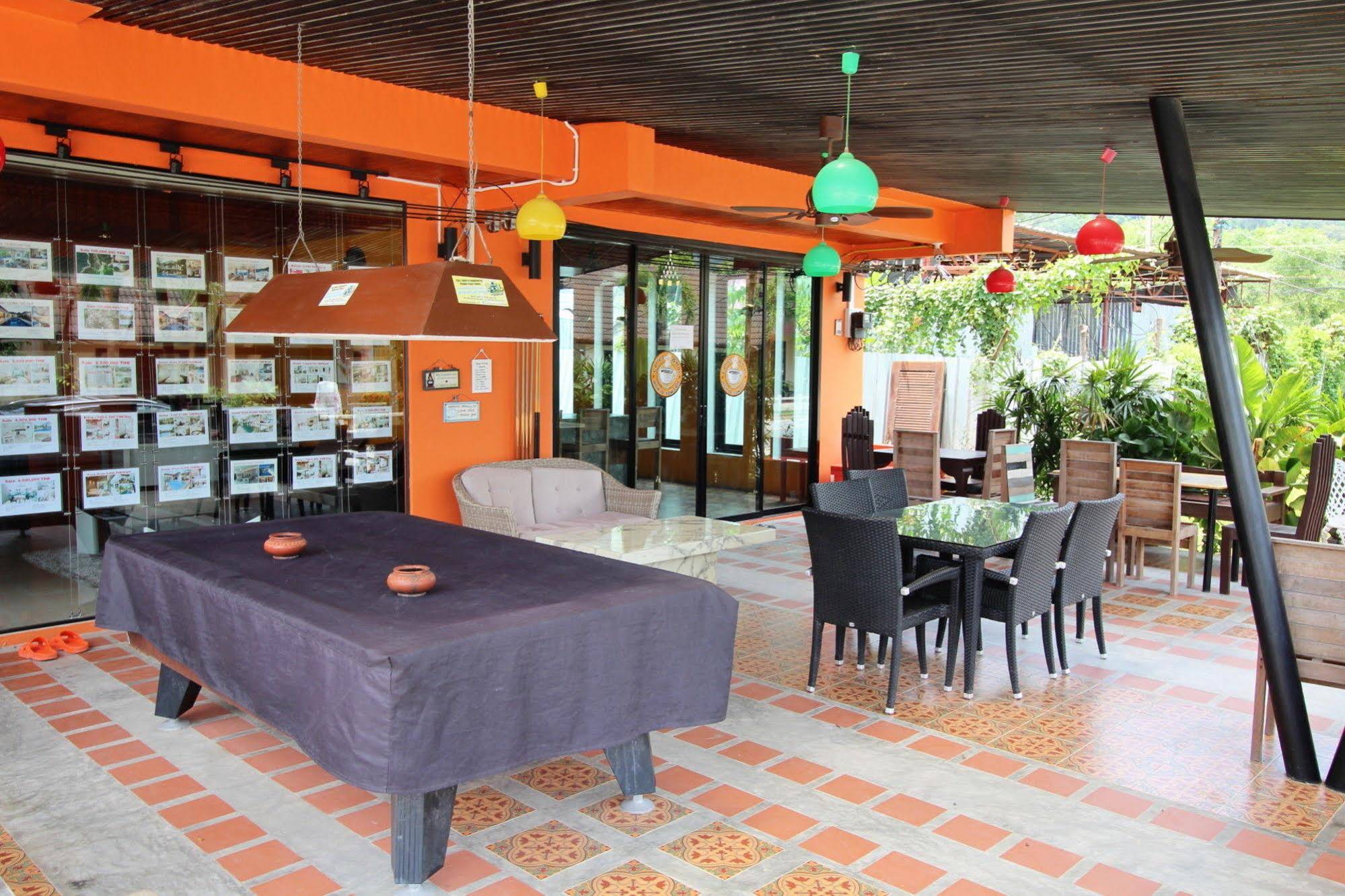 High So Low Cost ApartHotel