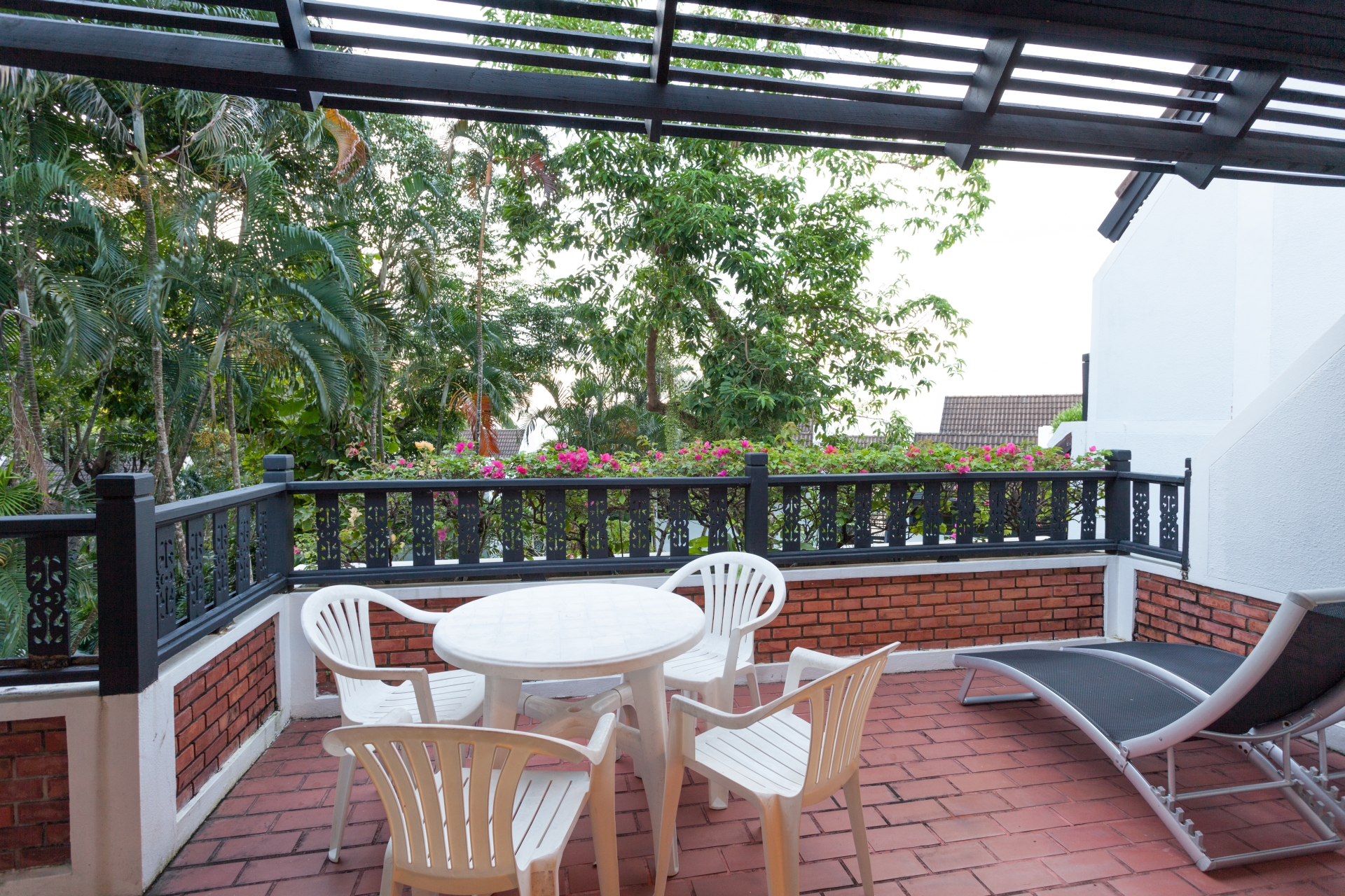 Kamala Beach Estate