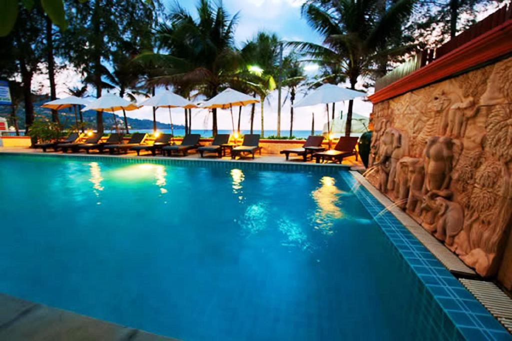 Kamala Beachfront Apartment