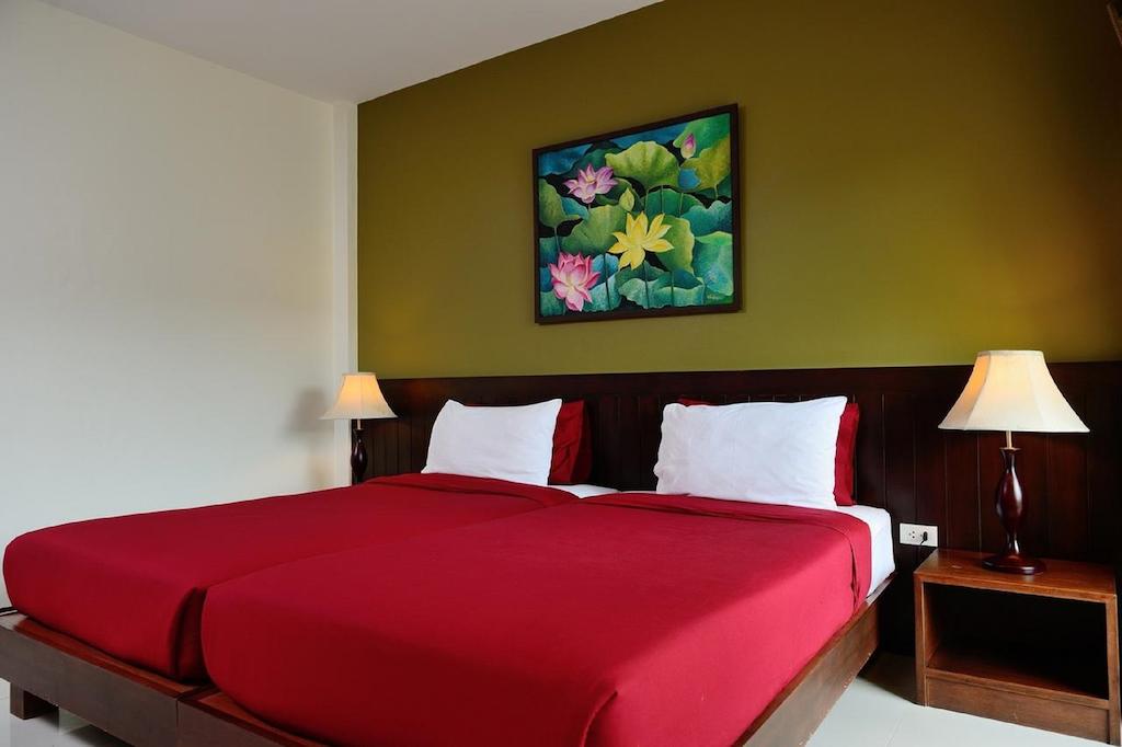 Kamala Beachfront Apartment