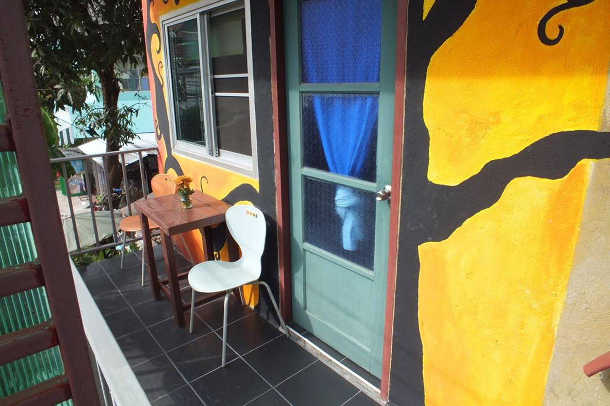 Sabina Guesthouse Kamala Beach