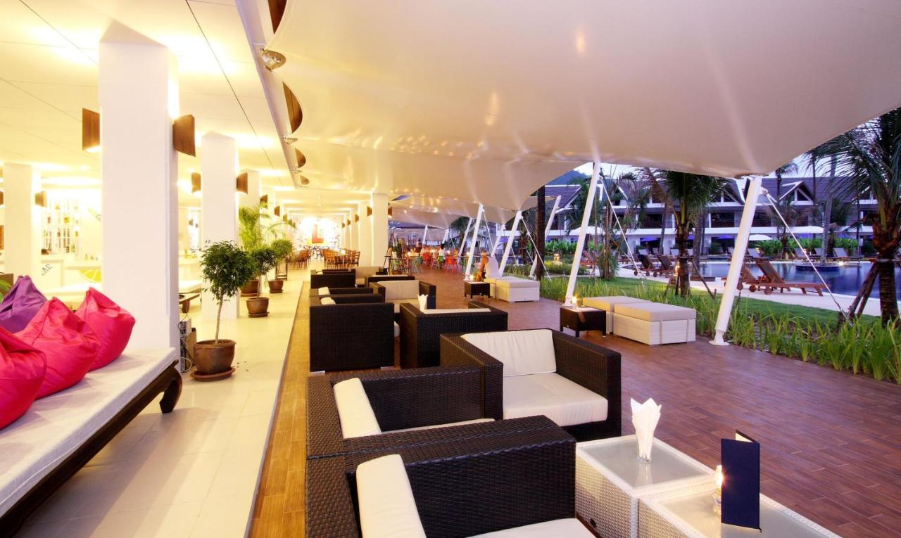Sunwing Kamala Beach