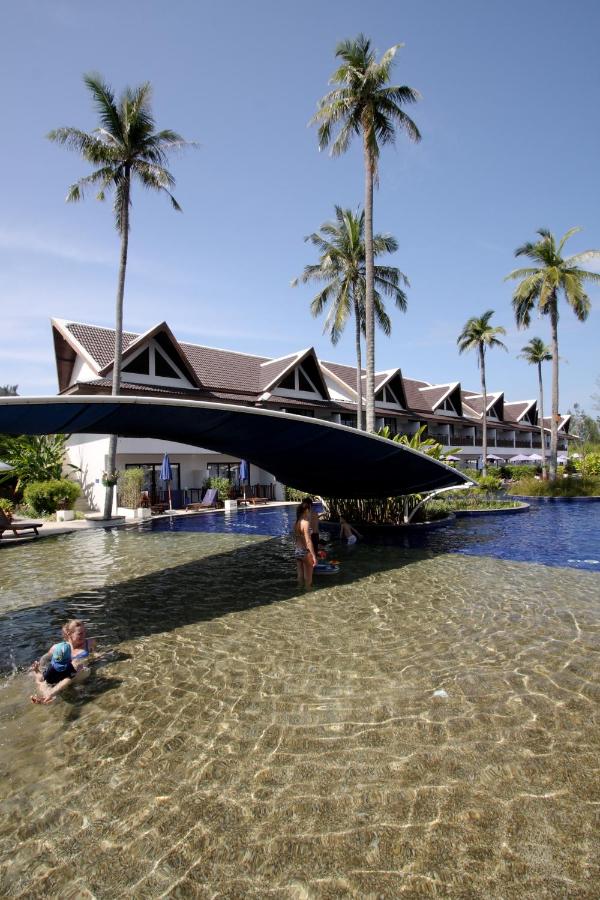 Sunwing Kamala Beach
