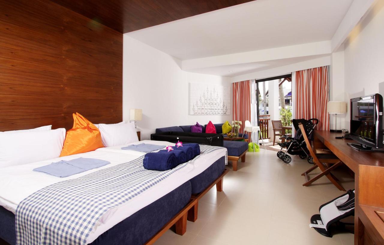 Sunwing Kamala Beach