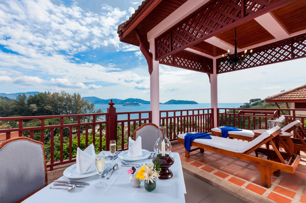 Thavorn Beach Village Resort