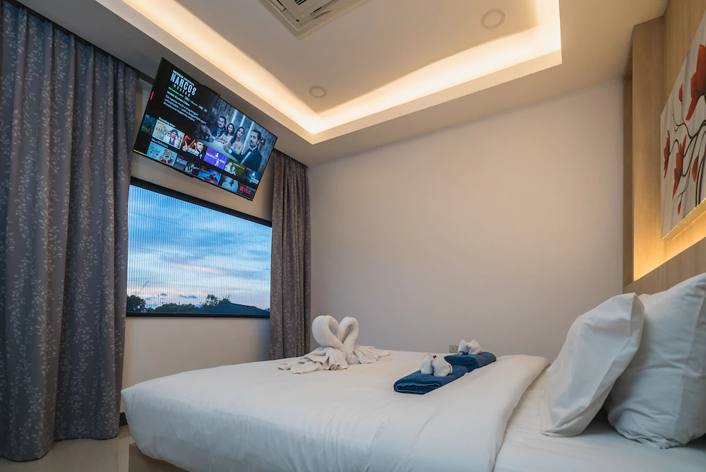The White Pool Villa Kamala Beach Phuket