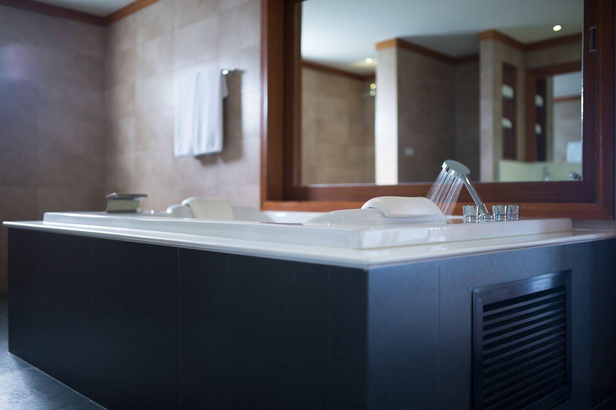Villa Tantawan Resort and Spa