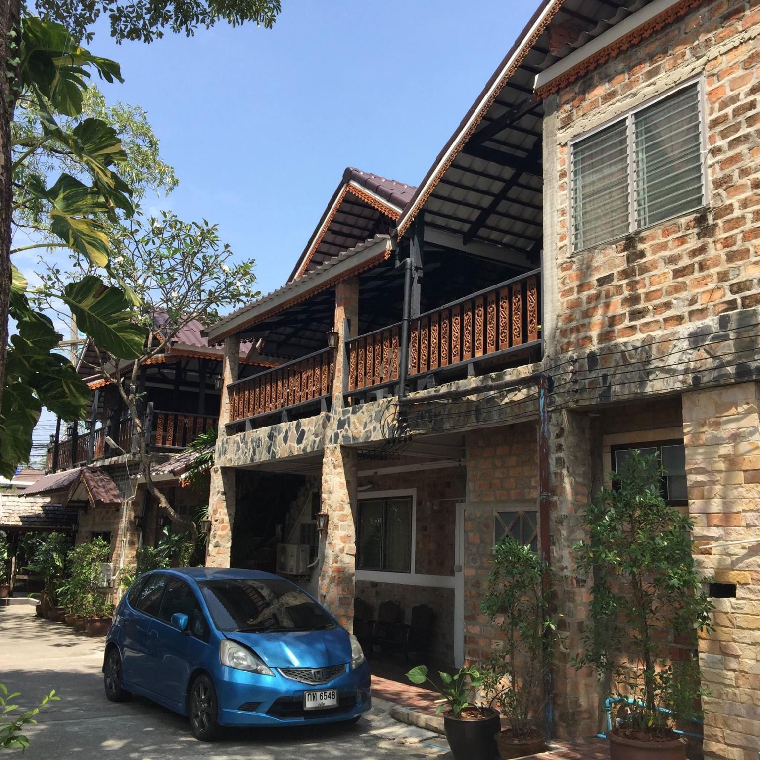 Baan Thai Homestay by bGb Villas - Hostel