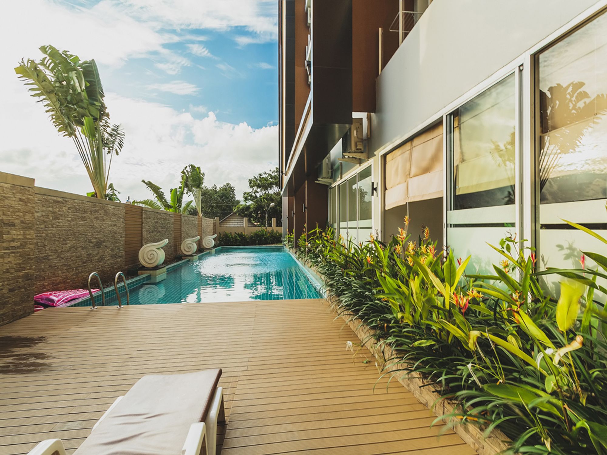 Chic Condominium