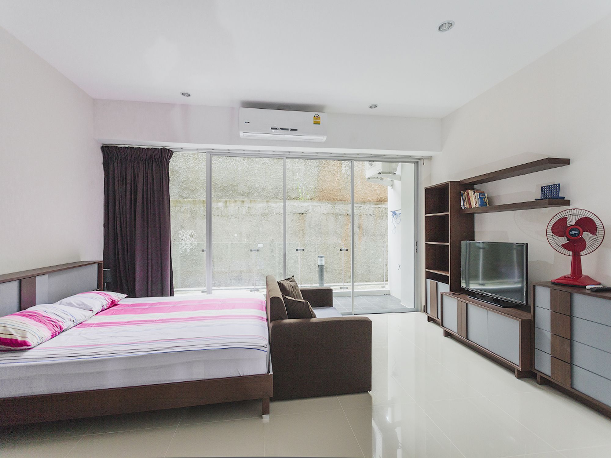 Chic Condominium