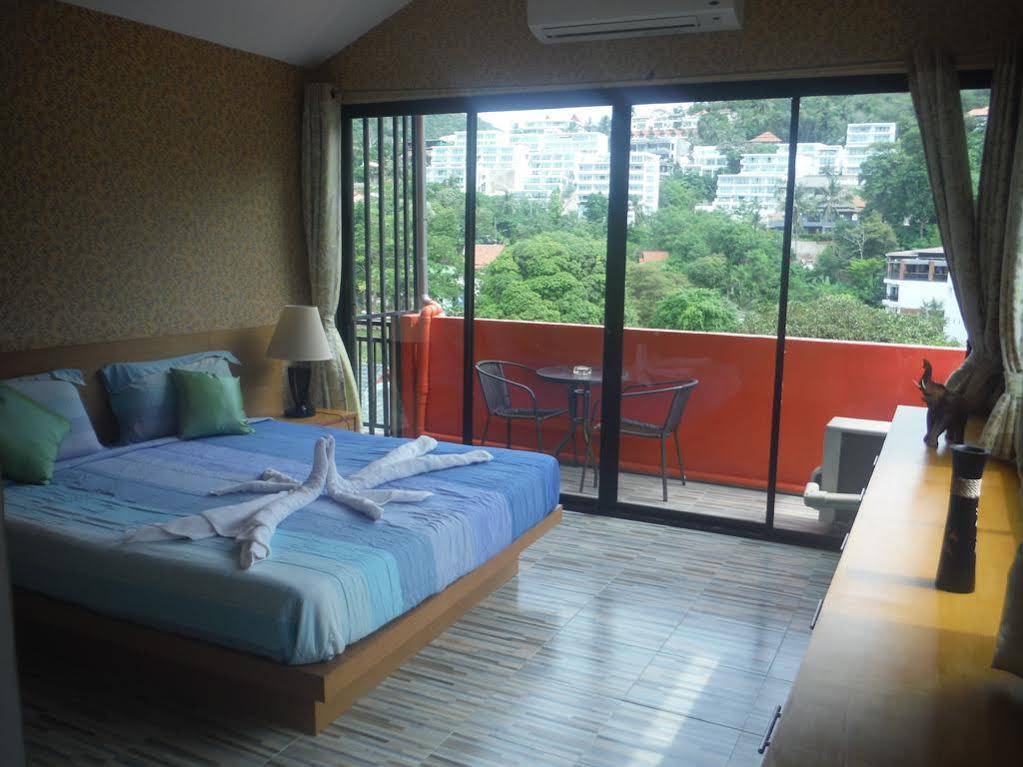 Corsica Guesthouse