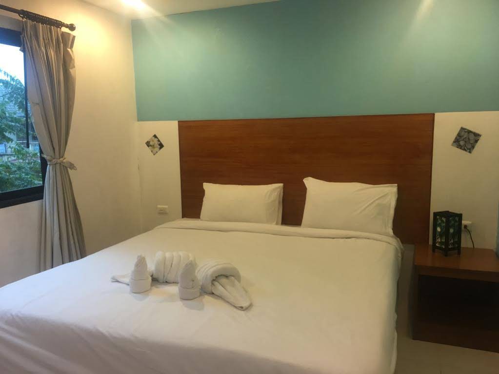 Corsica Guesthouse