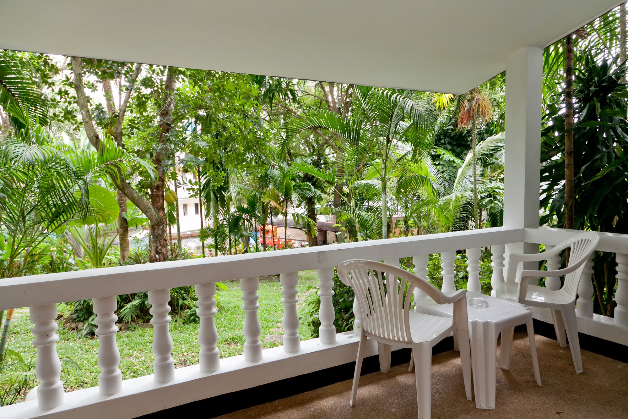 Fullmoon Beach Resort