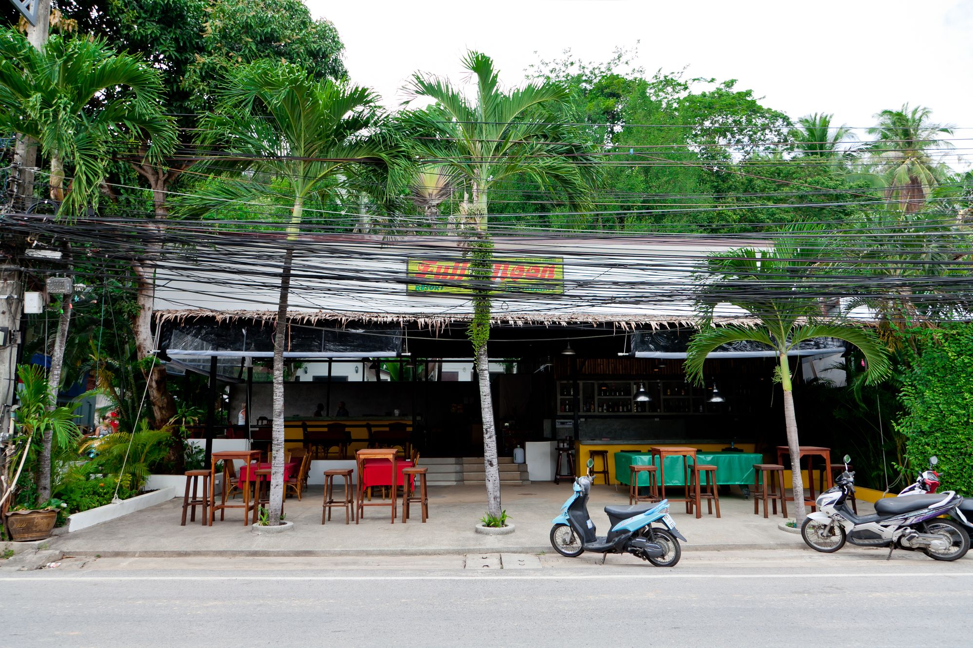 Fullmoon Beach Resort