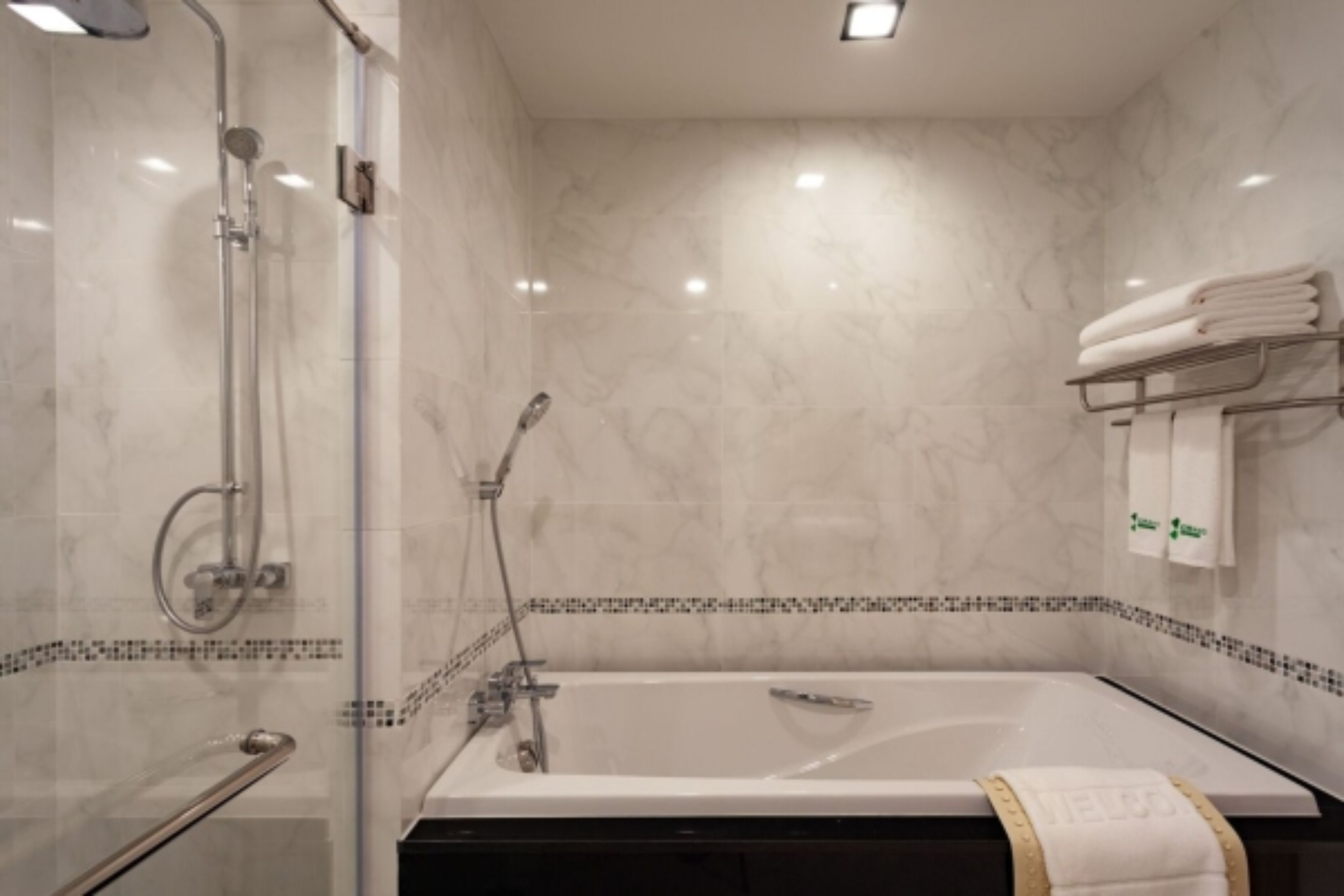 Grand Kata VIP Hotel