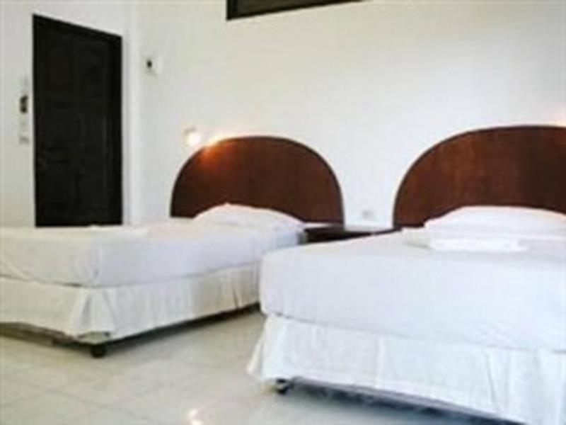Karon Cliff Contemporary Boutique Bungalows