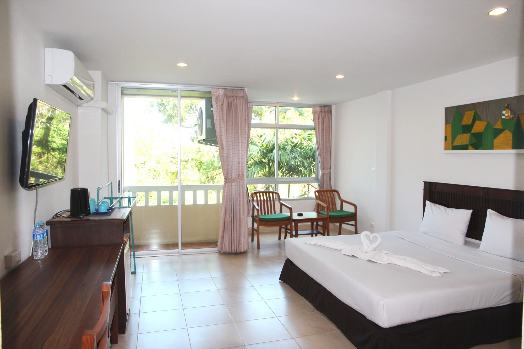 Karon Living Room