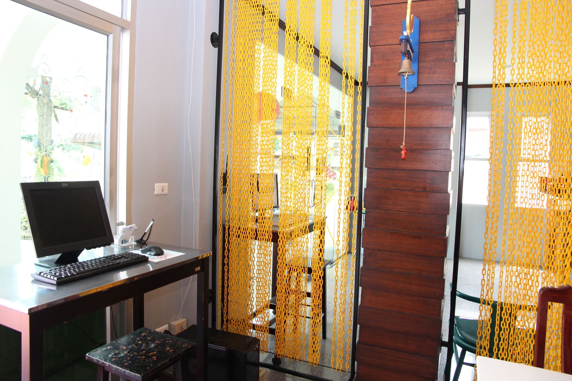 Karon Living Room
