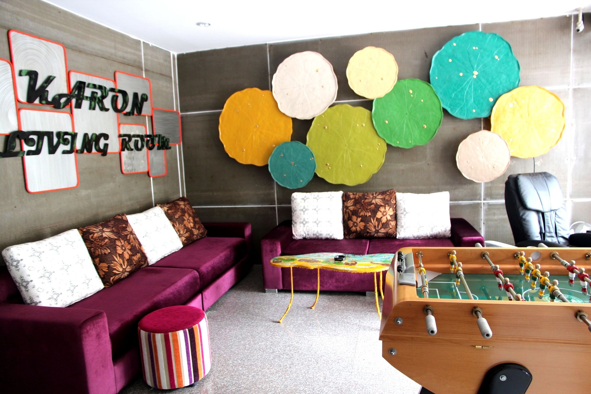 Karon Living Room