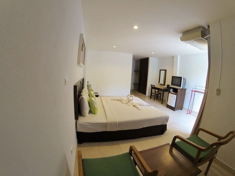 Karon Living Room