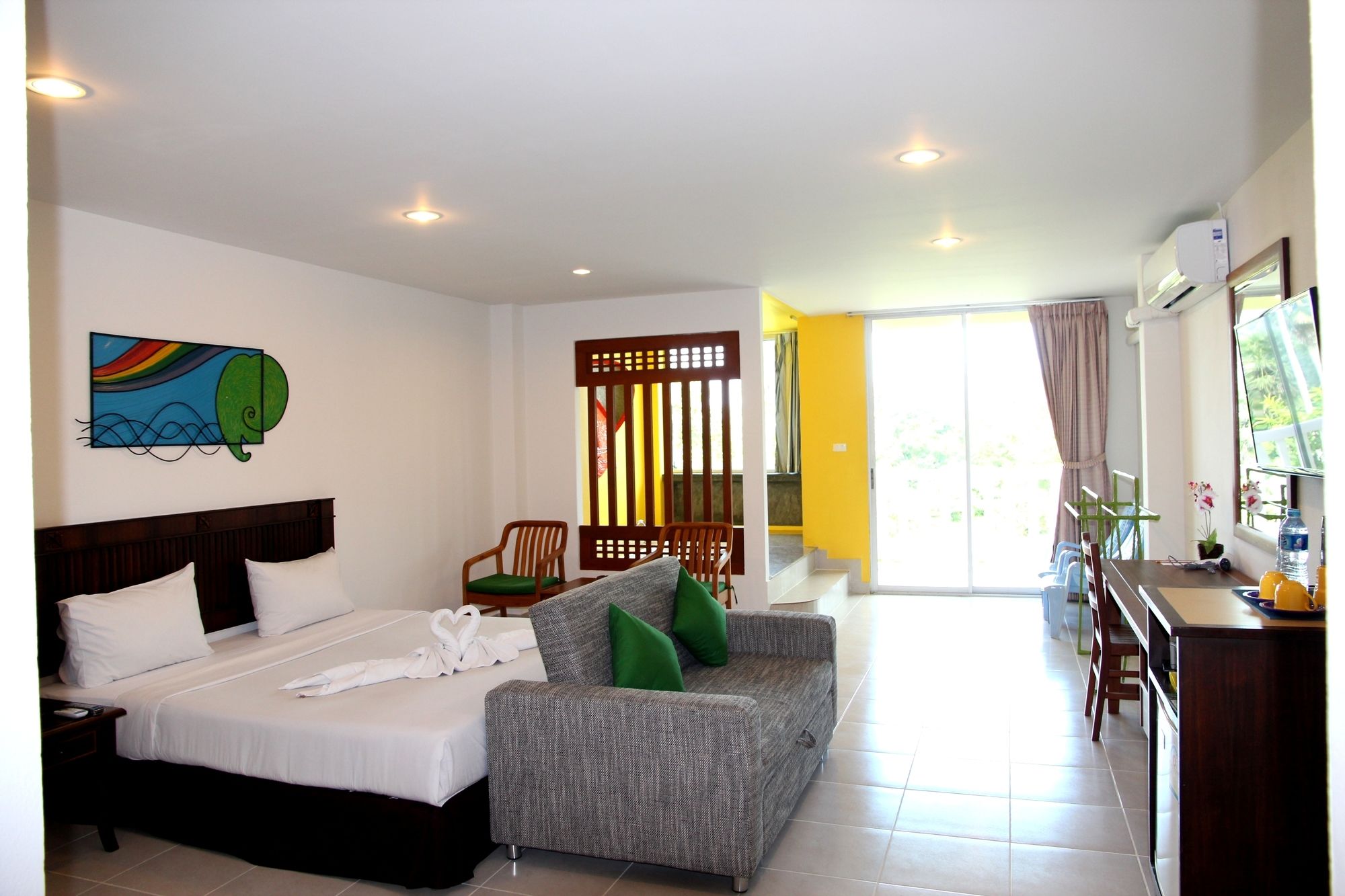 Karon Living Room
