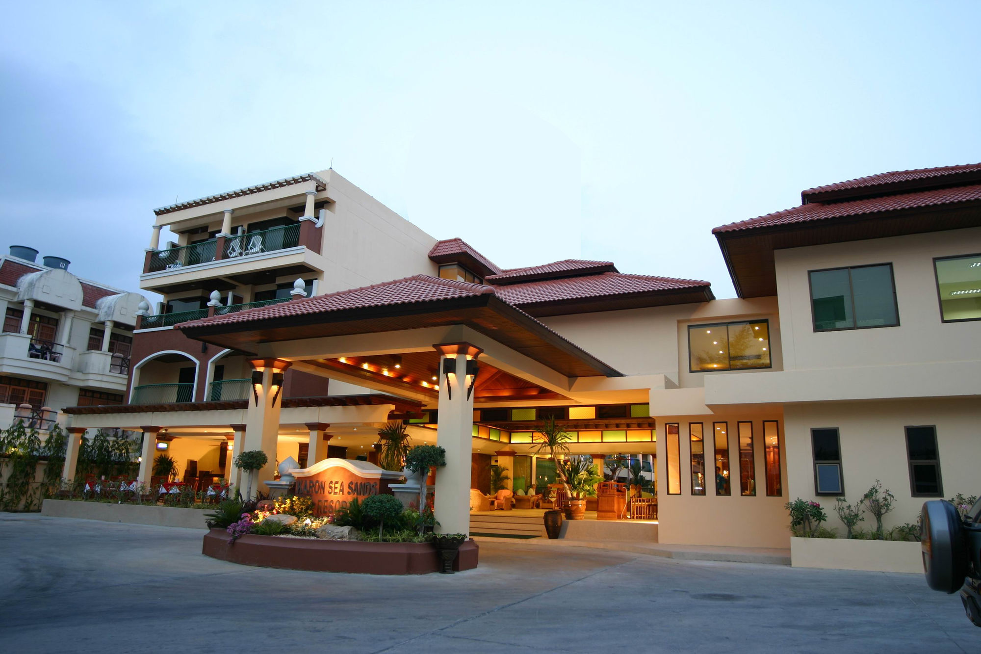 Karon Sea  Sands Resort & Spa