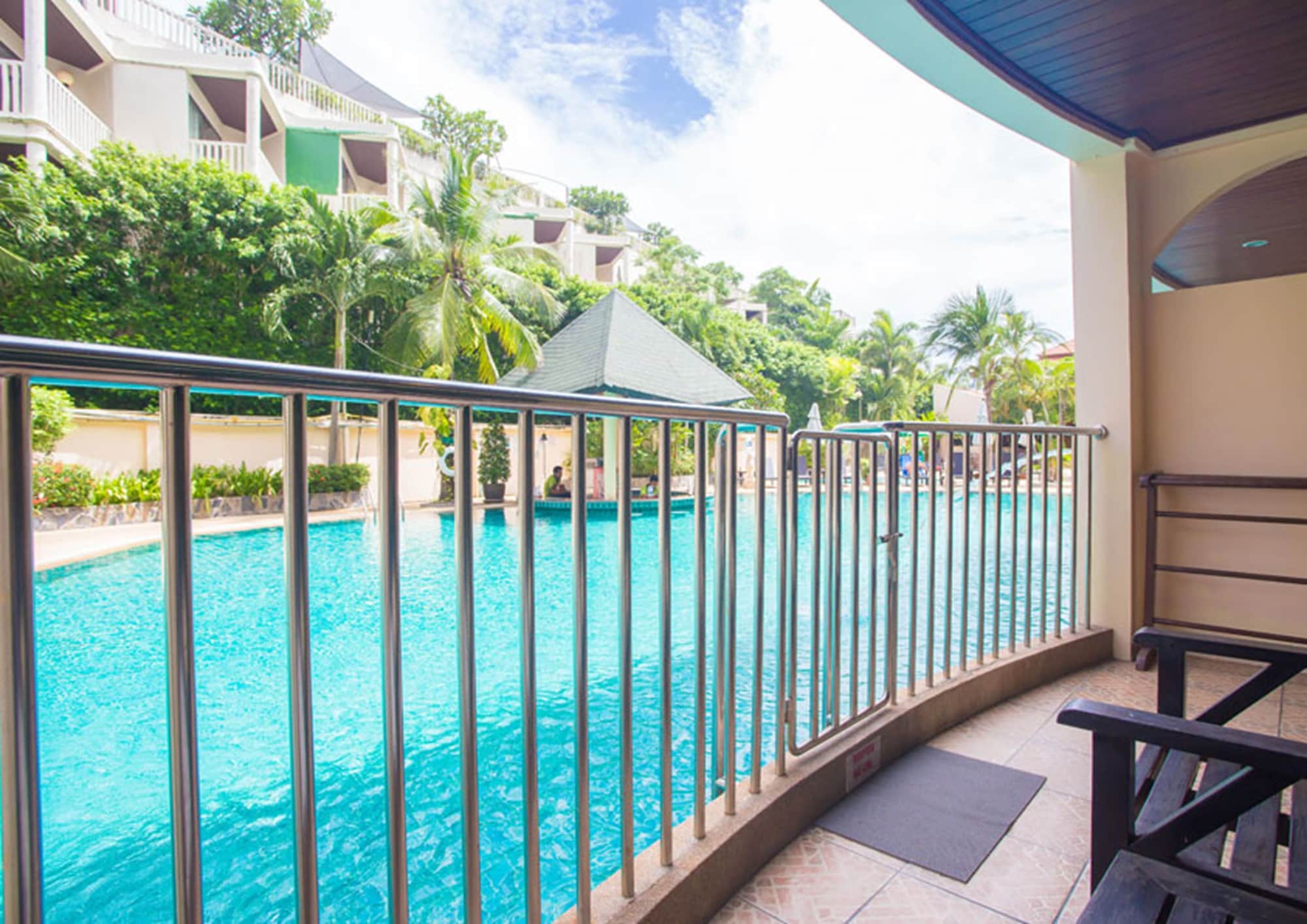 Karon Sea  Sands Resort & Spa