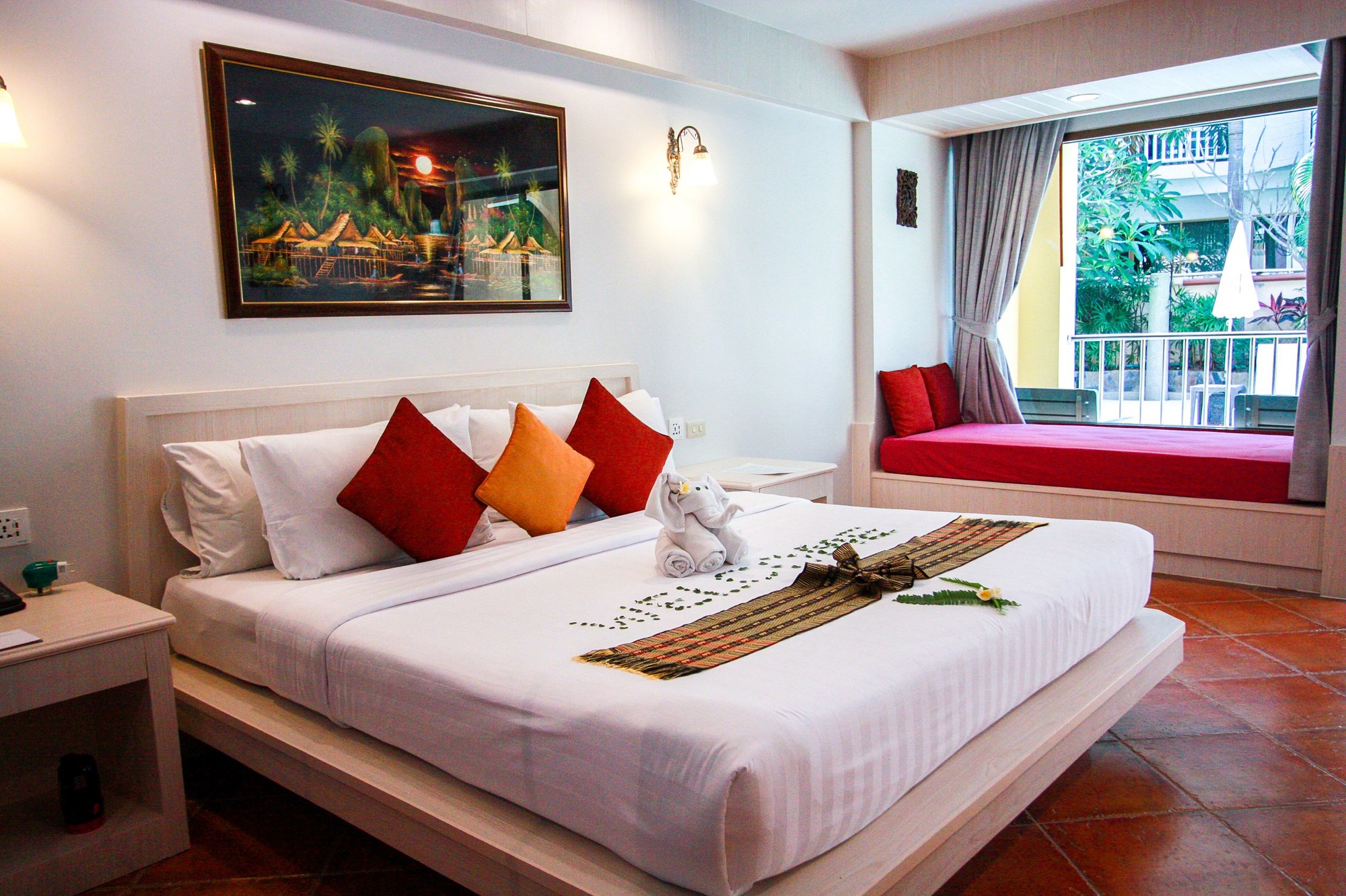 Karon Sea  Sands Resort & Spa