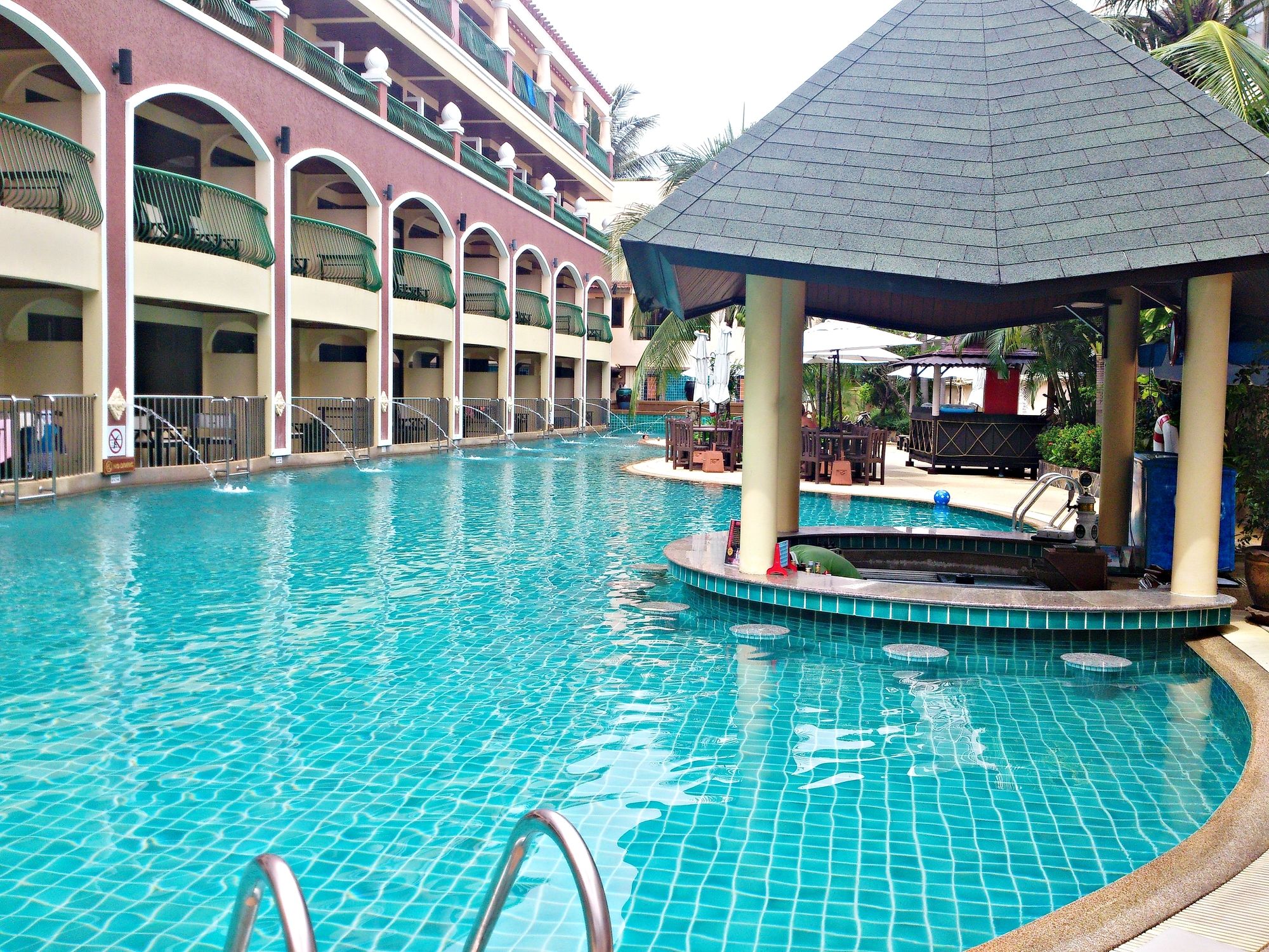 Karon Sea  Sands Resort & Spa