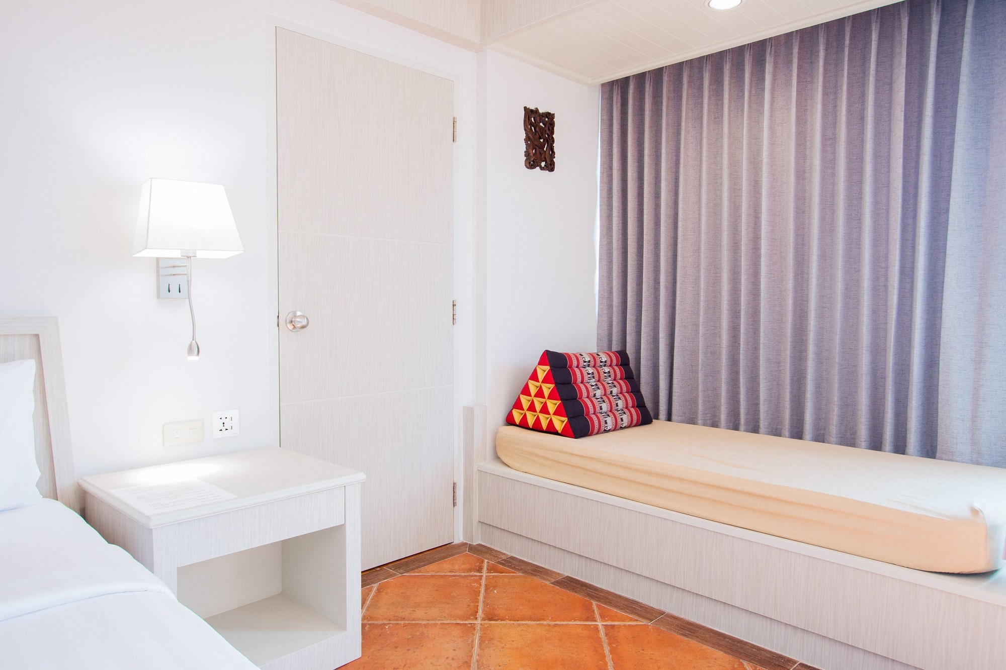 Karon Sea  Sands Resort & Spa