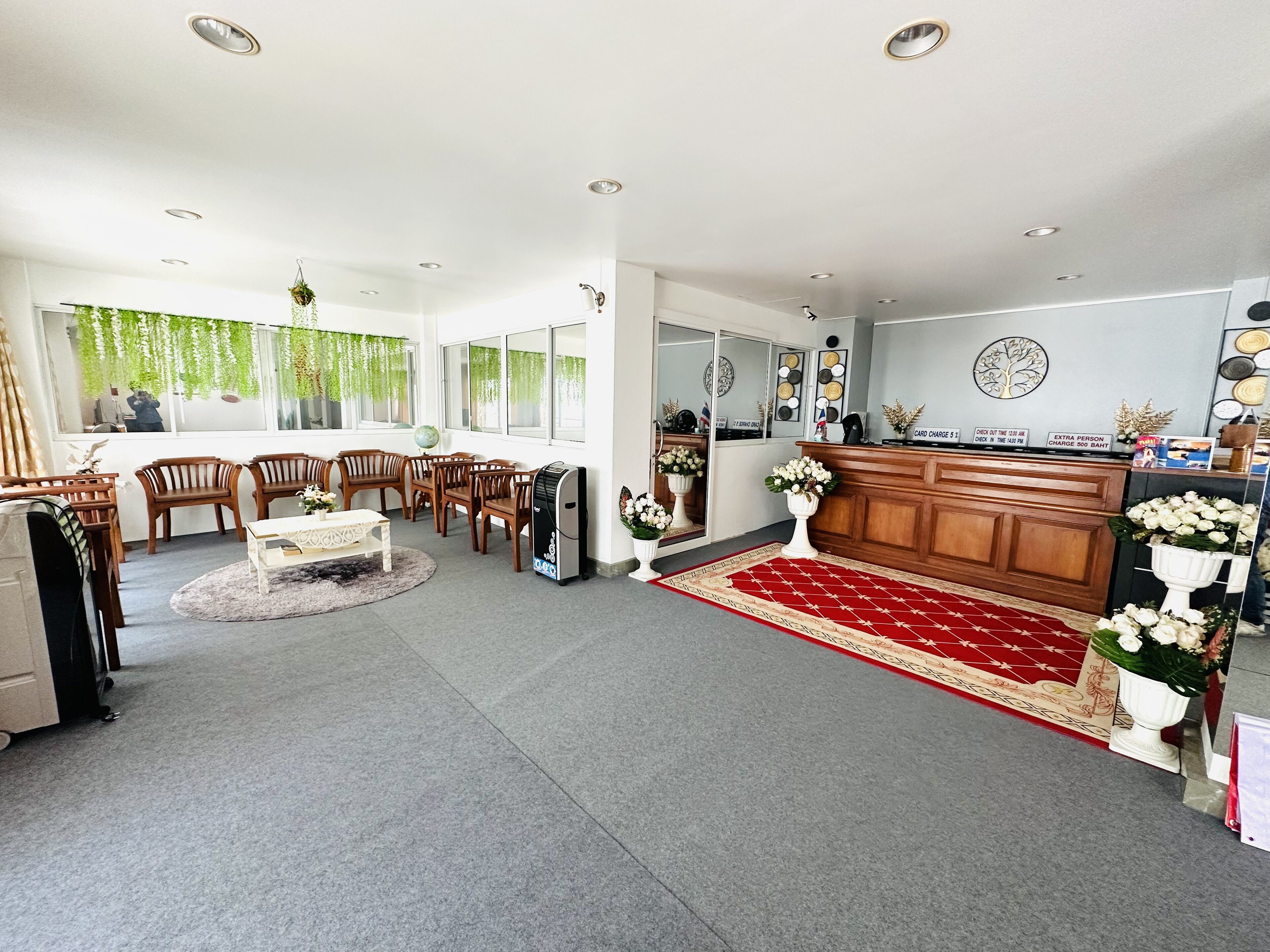 Kata Place Hotel