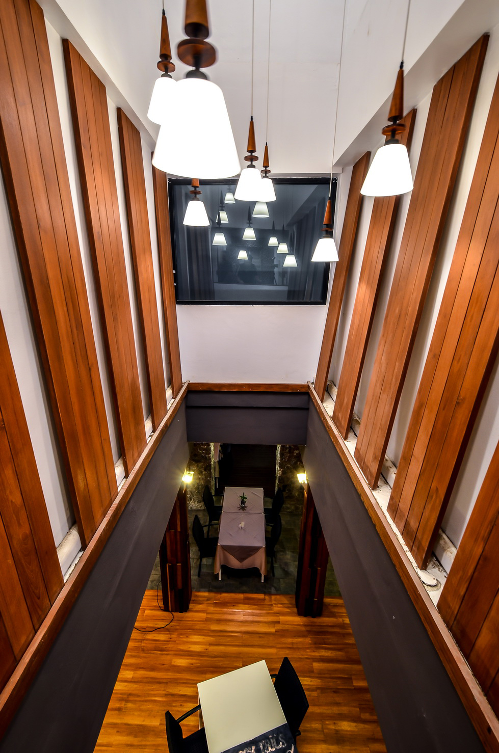 Lap Roi Karon Beachfront by Shanaya