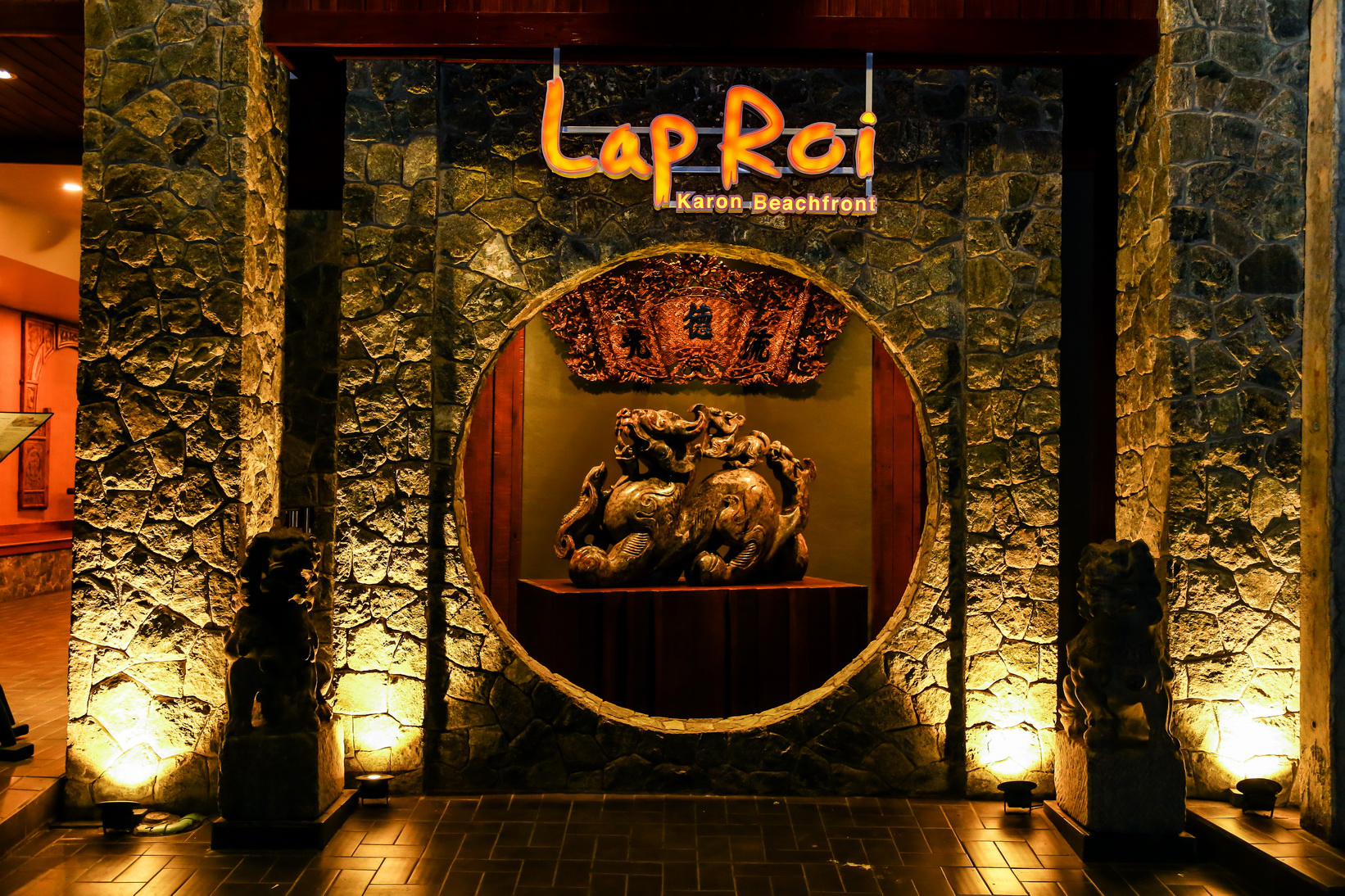 Lap Roi Karon Beachfront by Shanaya