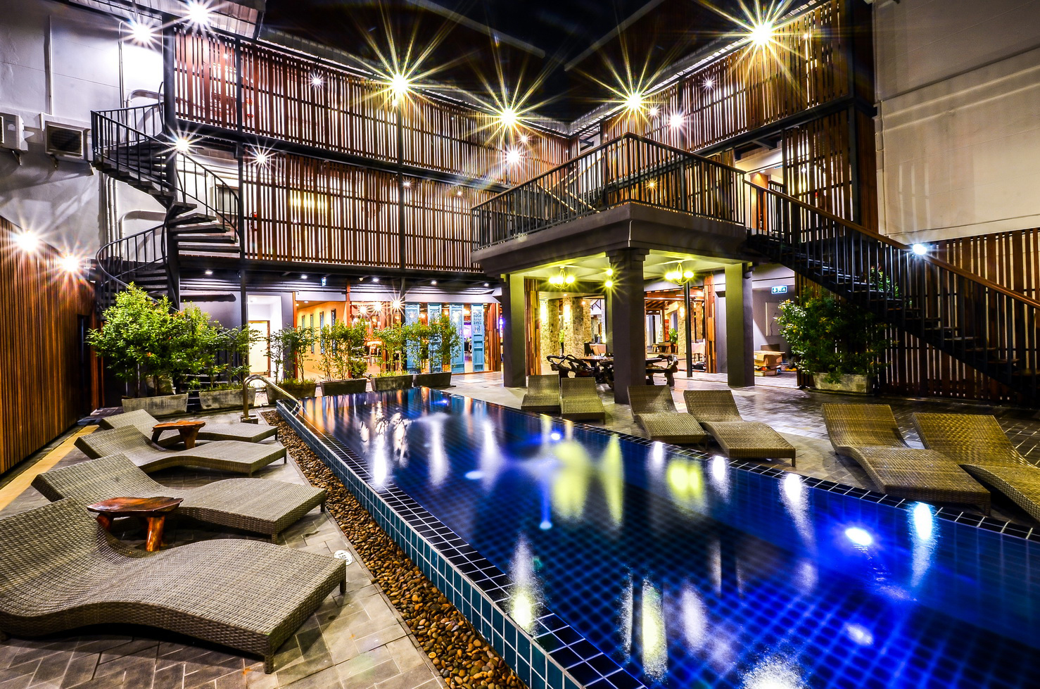 Lap Roi Karon Beachfront by Shanaya