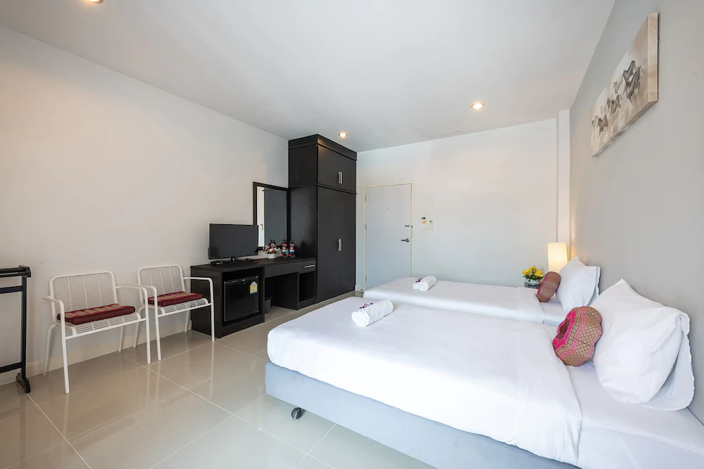May House Karon Beach