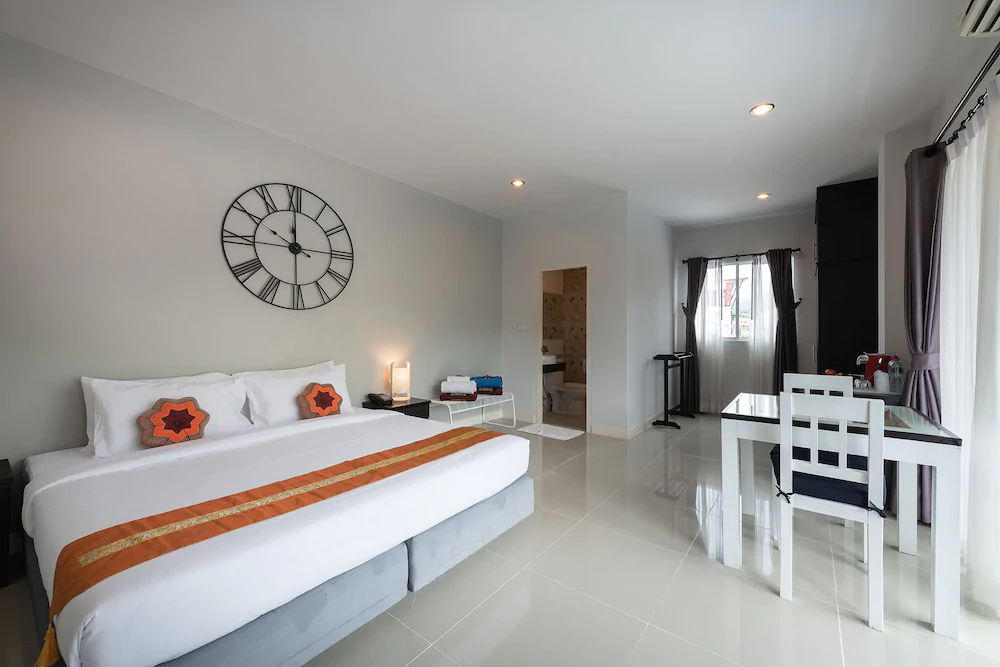 May House Karon Beach