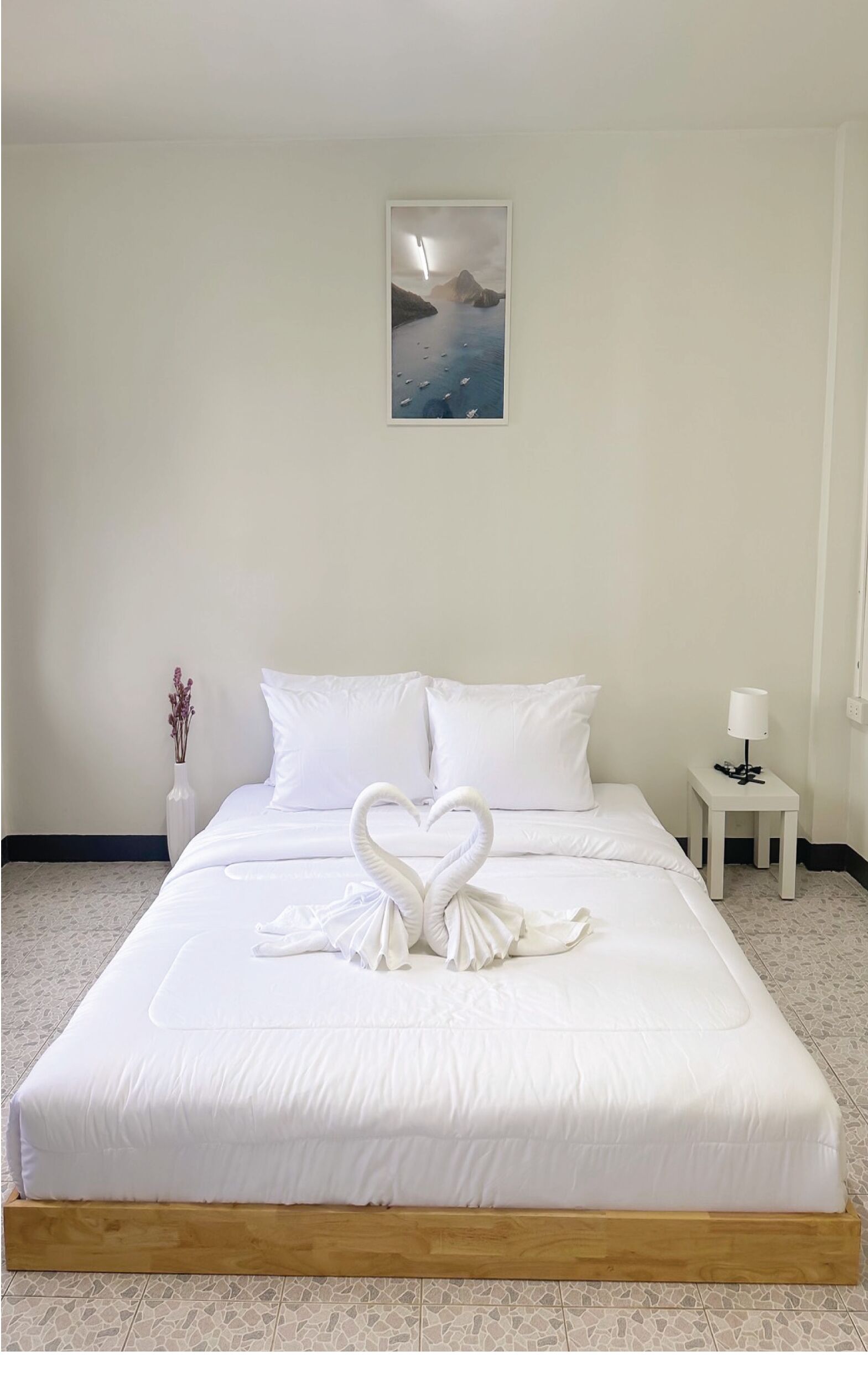 Montana Hotel & Hostel