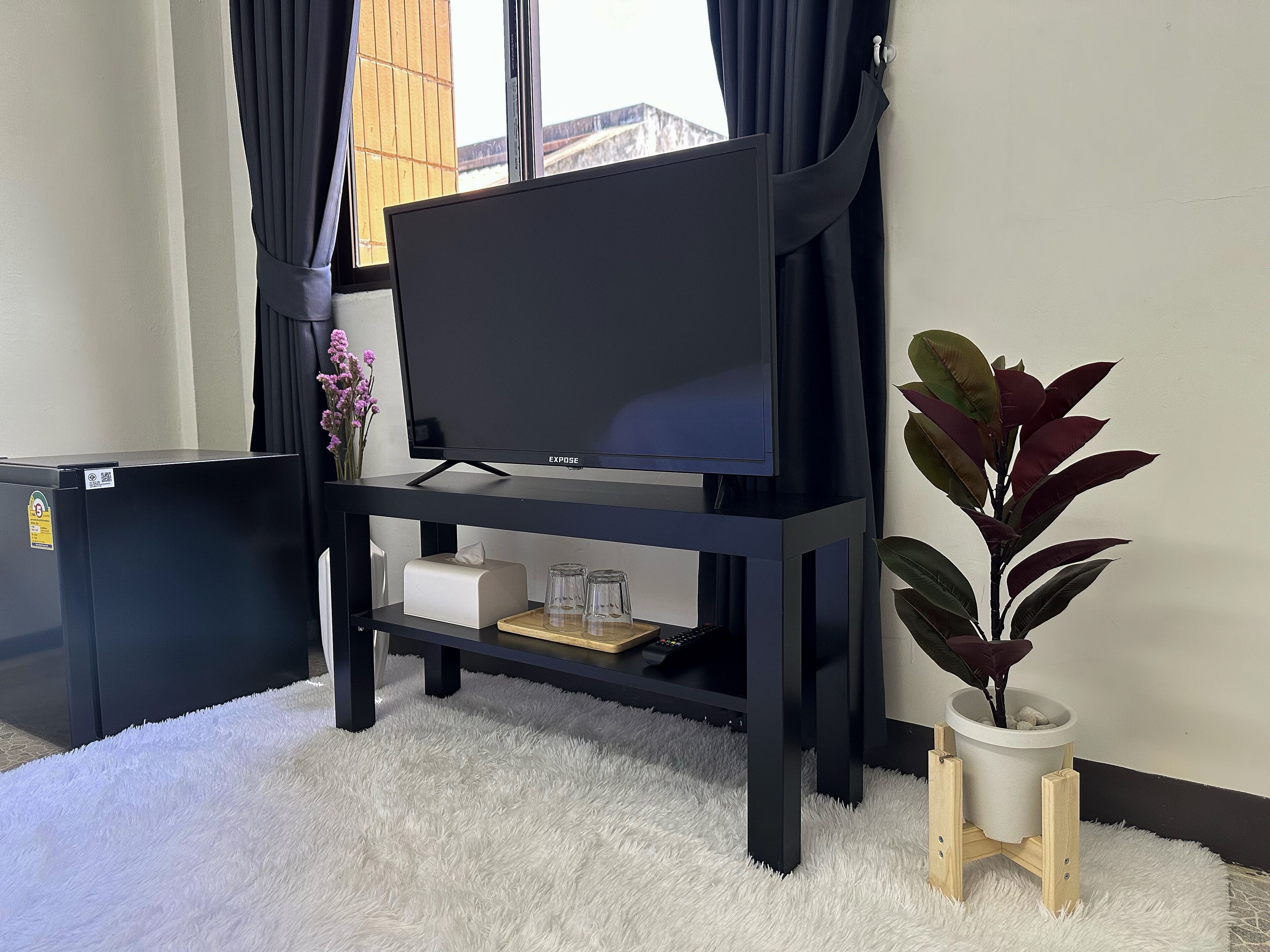 Montana Hotel & Hostel