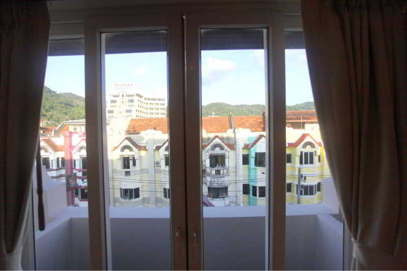 Paradise Inn