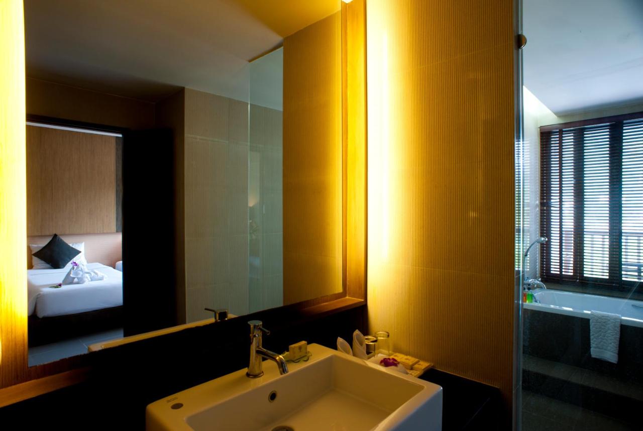 Peach Blossom Resort