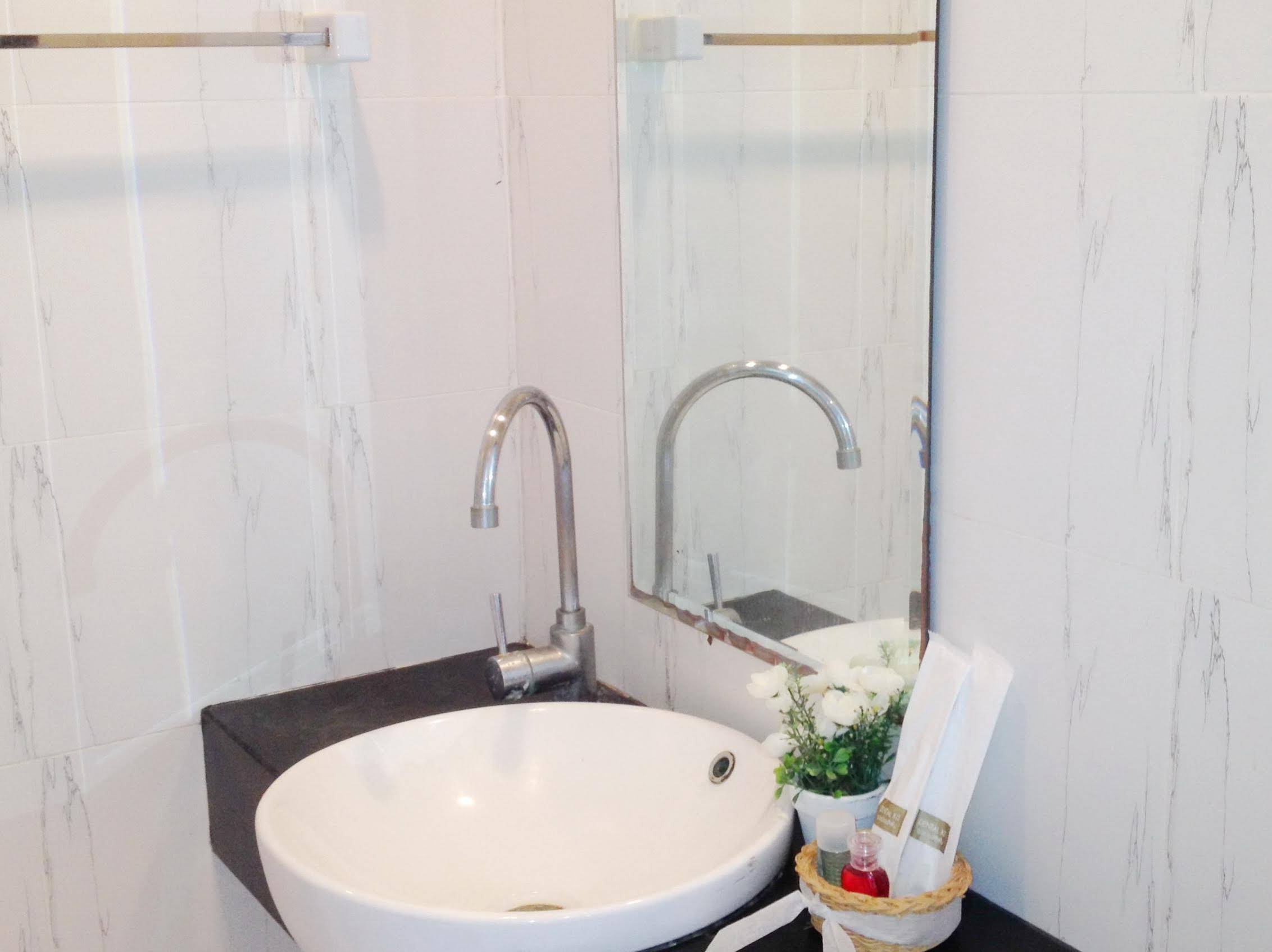 Phuket Point Guesthouse