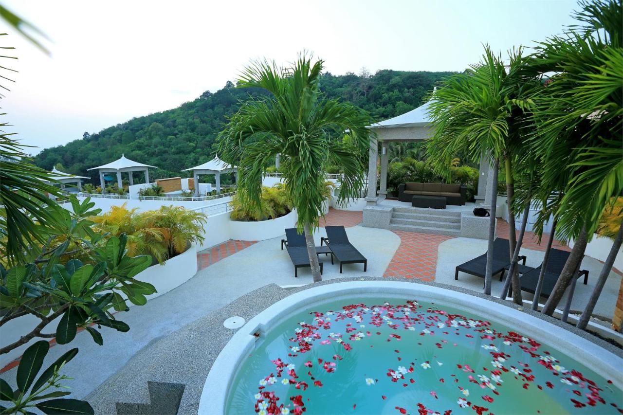 Phunawa Karon Beach Resort & Spa